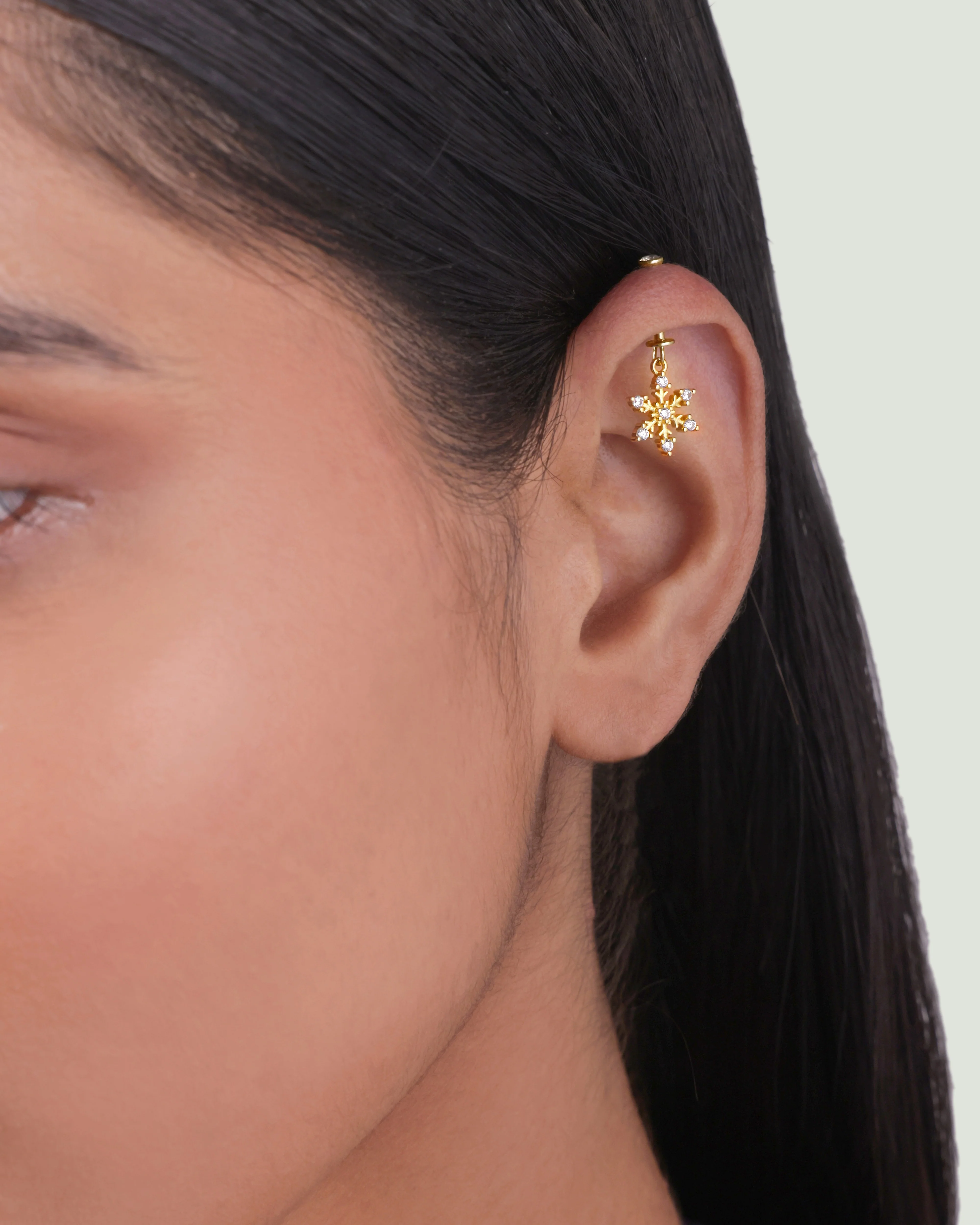'Ice On Ear' Snowflake Screw Helix Hanging Earrings - Image 4